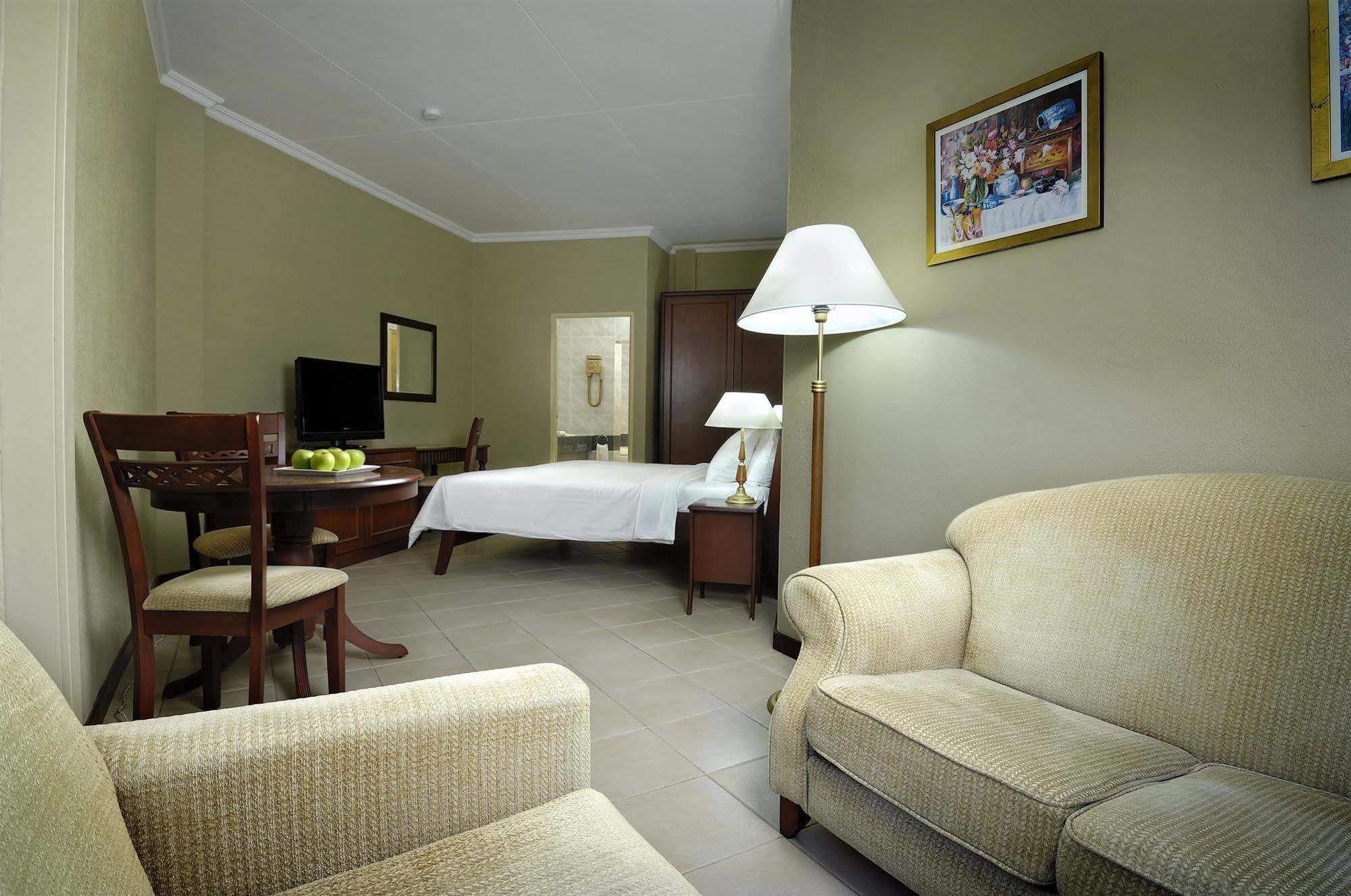 Berjaya Beau Vallon Bay Resort & Casino Esterno foto