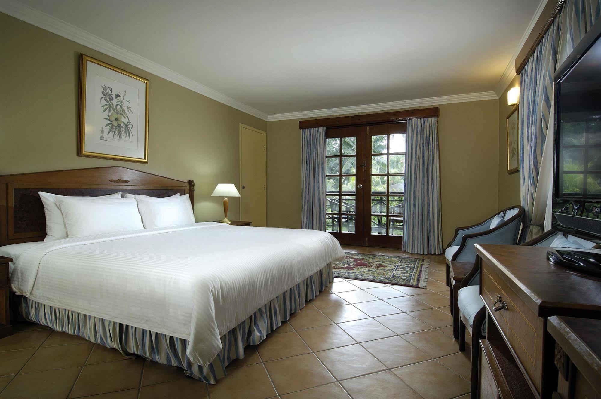 Berjaya Beau Vallon Bay Resort & Casino Esterno foto